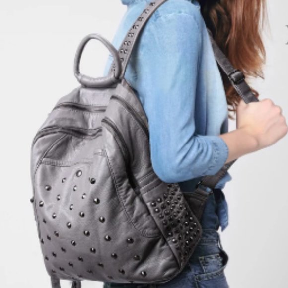 new arrival soft leather women backpack washed leather female bag rivet fashion